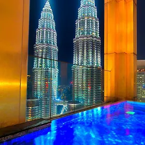 Crown Tropicana Klcc Center 公寓